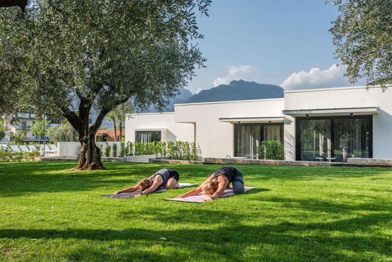 Oleeva Garda Living - Adults Only Bed & Breakfast Riva del Garda Bagian luar foto