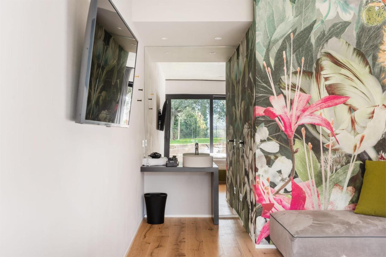 Oleeva Garda Living - Adults Only Bed & Breakfast Riva del Garda Bagian luar foto